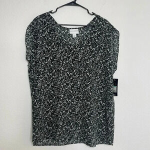 NWT | Pure Energy | Black and White Top | Sz 2X